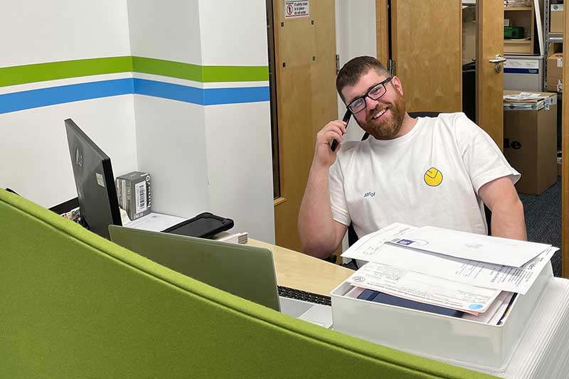 jtmservice's tweet photo. 𝗠𝗲𝗲𝘁 𝗢𝘂𝗿 𝗡𝗲𝘄 𝗢𝗽𝗲𝗿𝗮𝘁𝗶𝗼𝗻𝘀 𝗠𝗮𝗻𝗮𝗴𝗲𝗿 - Find out more at https://t.co/awtyIj6Ebe.
#JTMService #MeetTheTeam #TeamJTM #OperationsManager #TeamNews #CareerDevelopment #CareerProgression #EmployeeSuccess #PeopleDevelopment #GrowingTeam #Leadership https://t.co/5c72gpMAJo