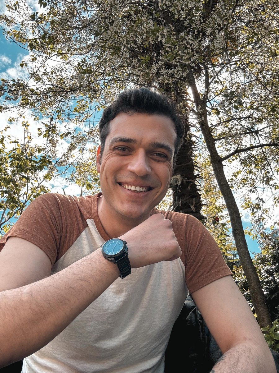 gonuldagi_xfp's tweet photo. Yeni çiftlerimiz hayırlı uğurlu olsun Allah'ın izniyle.
Huriye = Sinsi - Oruç = pazarlıkçı
Eleni = doktor, sekiz dil biliyor - Cengiz = avukat, dört dil biliyor
@trt1 @tasacakbudeniz @OGMPictures @zahidsobaci
#TaşacakBuDeniz #OrHur #ElCen
#EsDil'den sonra en beğendiğim çiftler https://t.co/G8NHxmodcf