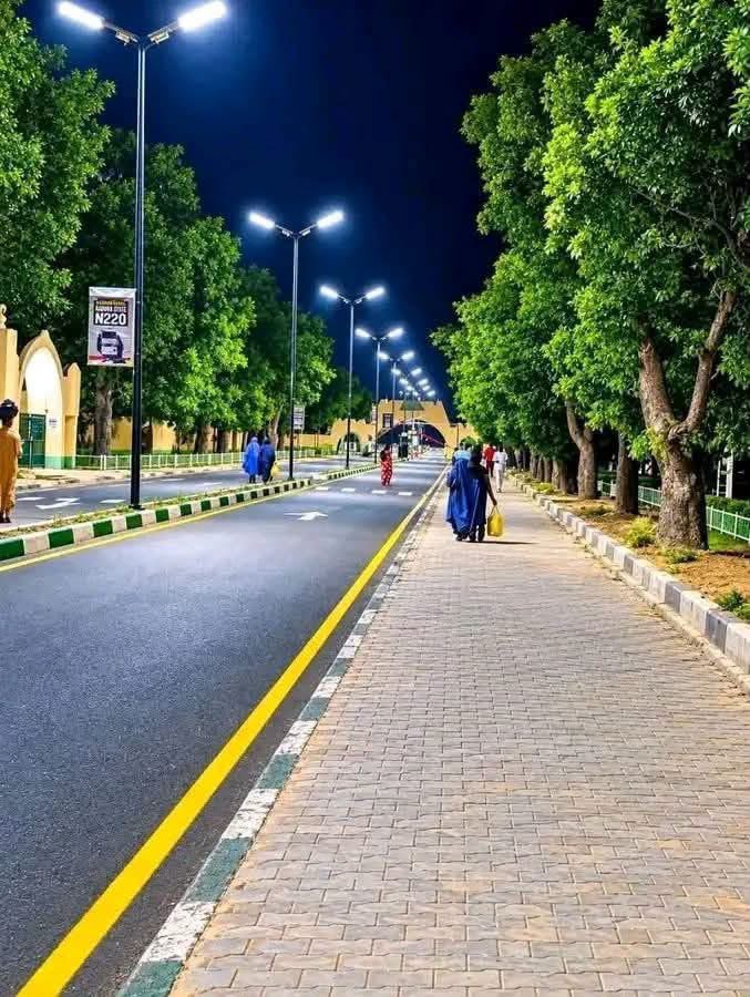 abuinsight's tweet photo. This is not Harvard University. This is not Oxford University.

This is Ahmadu Bello University, Zaria — the best federal and most cosmopolitan university in Nigeria and Sub-Saharan Africa. 💚🔥 https://t.co/OEcnRrSVgm