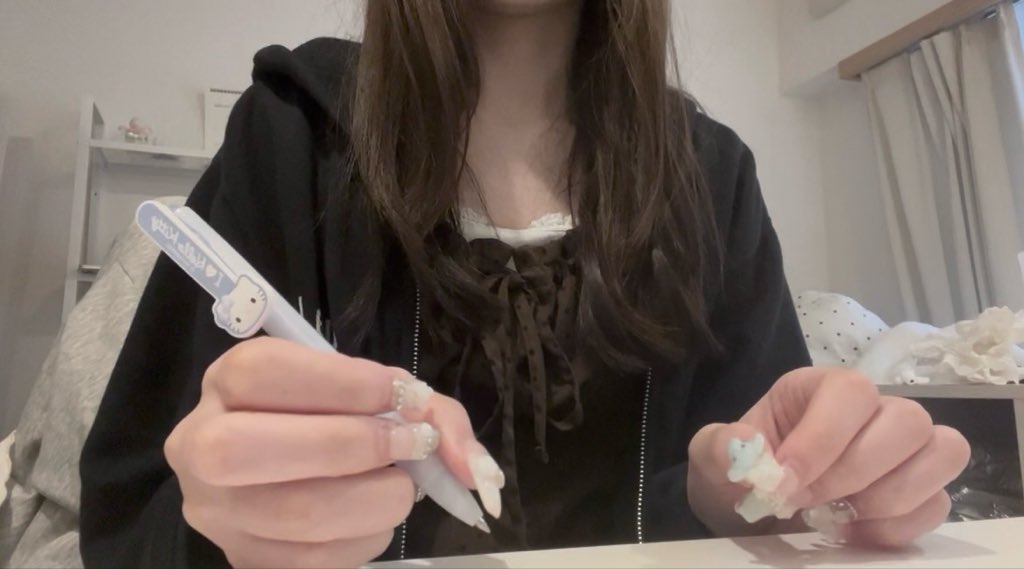iyuvlog's tweet photo. https://t.co/tC41Xmmmro