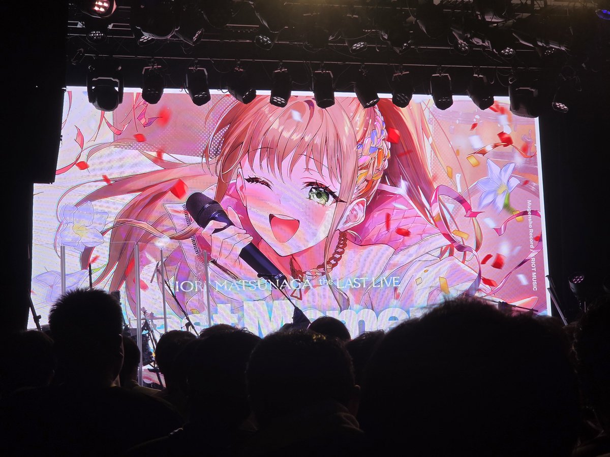 O1chanSideb's tweet photo. #IORI_LM
EP曲。質問で聞いてない人と
あったけど 聞いてない組ノｺｯｿﾘ
ライブ行けると思ってなかったので
EPの送り先を住んでる所に
しちゃったから、帰るまで手に
取れないので「聞けない」
リリイベの2曲以外が初😆
のれるカッコいい曲だったり
素晴らしい曲ばかりでした🥰
今後聞きまくります✨ https://t.co/ZGDW3JxtfV