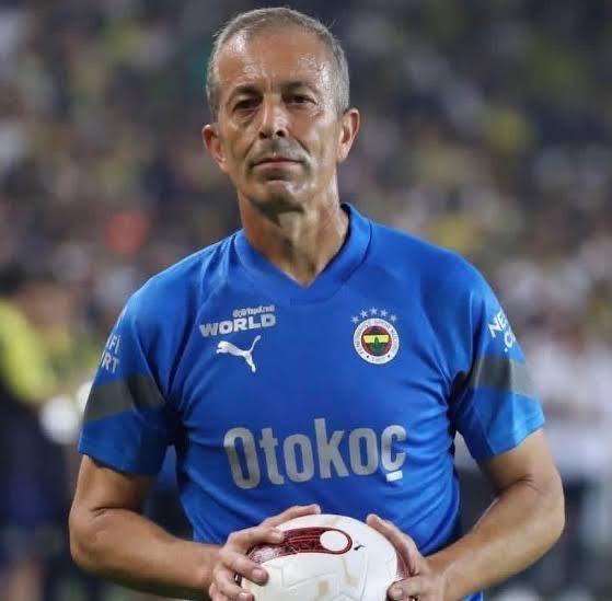 _aIper's tweet photo. Kahve hocası dedikleri Haluk Kaplan geldikten sonra Ederson’un performansı yükseldi.

Yabancı yalayıcıları Fenerbahçe’nin beka sorunudur.. https://t.co/agMiVWVL37