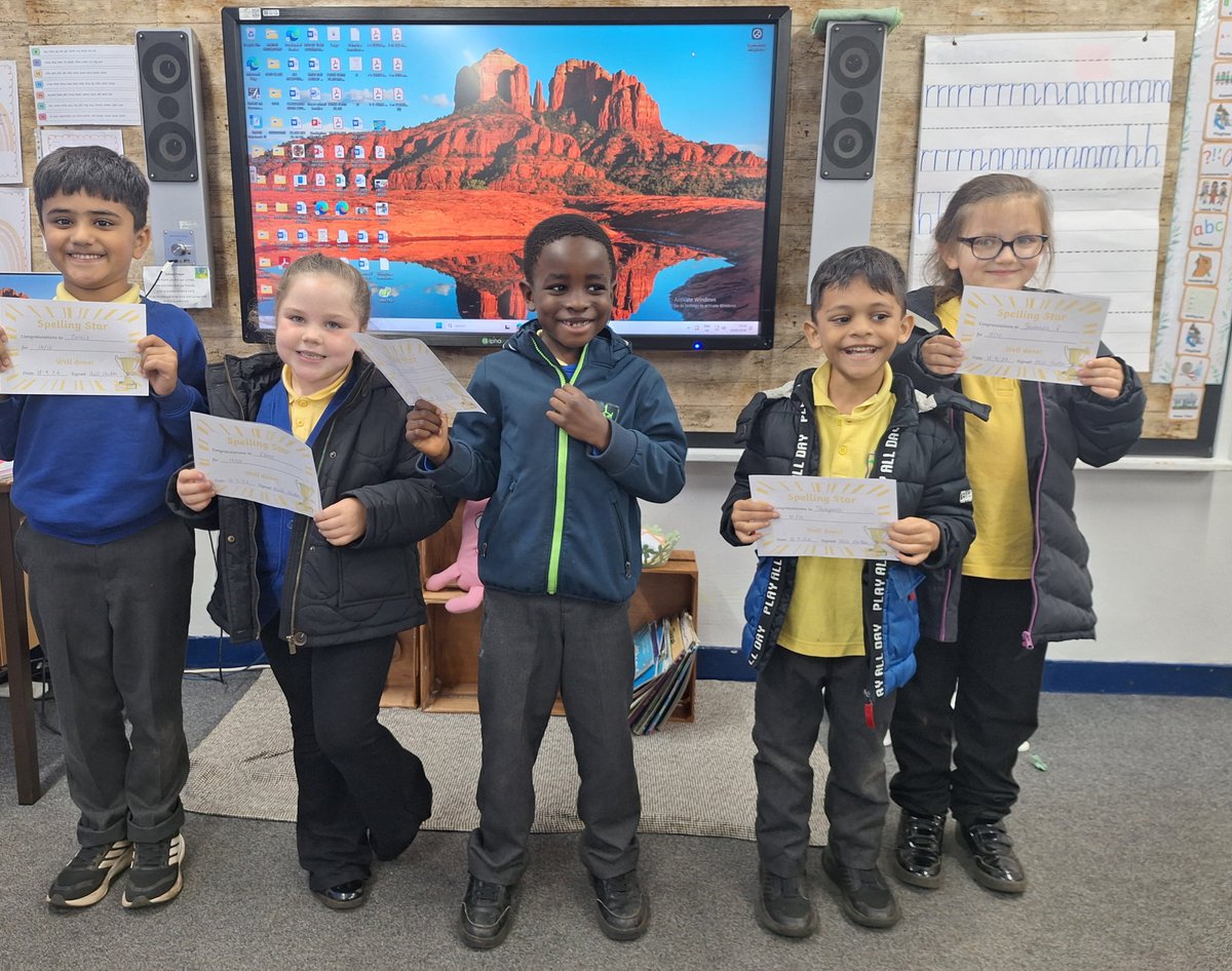 ButtonLane_'s tweet photo. Last week's ✨️ Super Spellers✨️ in 2HJ 🎉 https://t.co/JW9H8phSLe