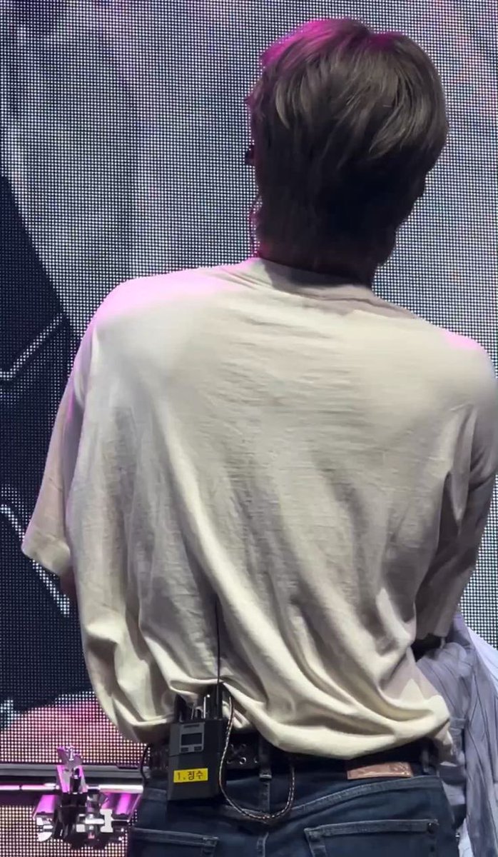 lxvefromcosmos's tweet photo. 안아봐도될까요 ••? https://t.co/hq1qkDy9vr