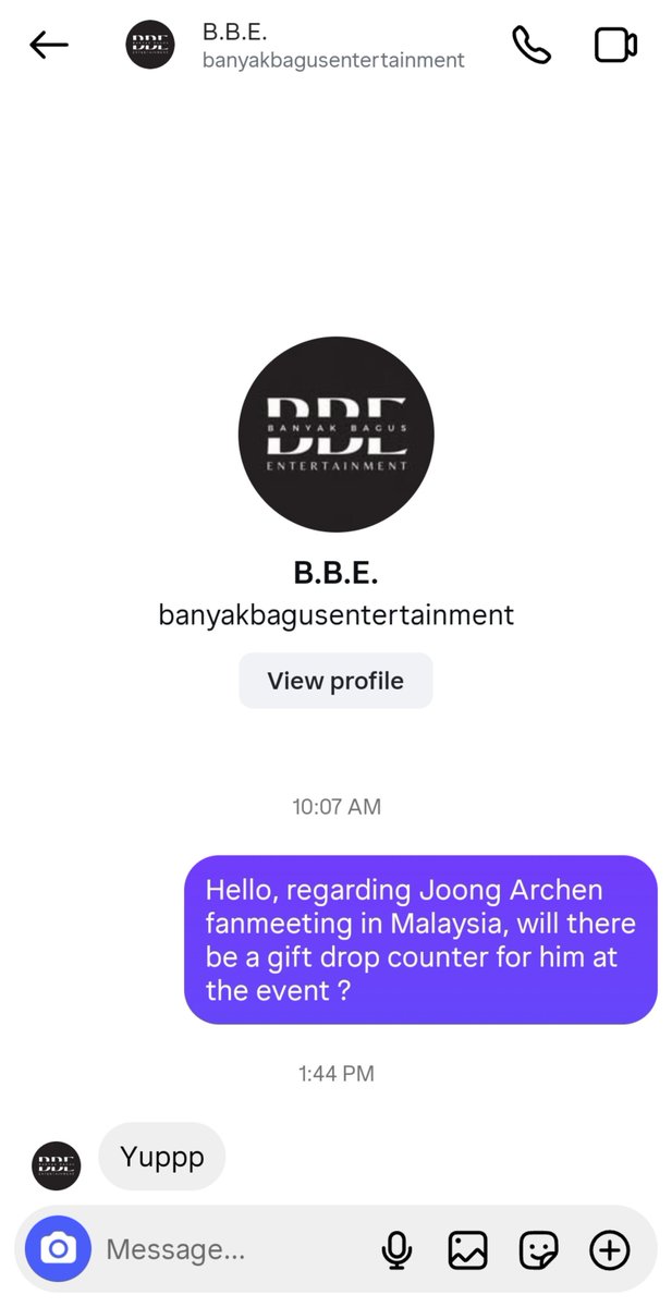 nana_honeyed's tweet photo. According to the organizer, there will be a gift drop-off counter for Joong at the event if you’d like to send him a gift ✨️🎁

 #Joong1stFMinKualaLumpur 
 #จุงอาเชน #JoongArchen https://t.co/p8gRIIjmVE