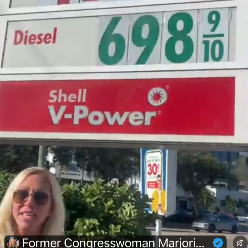 sfwnbr's tweet photo. Dare We Even Mention The Elephant in The Room?
G-S Prices Got You Down? Feeling a Bit P-mped-Out By Billionaire Oil&Gas Tycoons&Oligarchs Every Time you need to Run an Errand, Take The Kids to school, & Shop for Groceries?
Weβve Got A Cure!
#LessGasMoreAss @SFWNBR #JoinTheFun! https://t.co/AVWIieYXjy