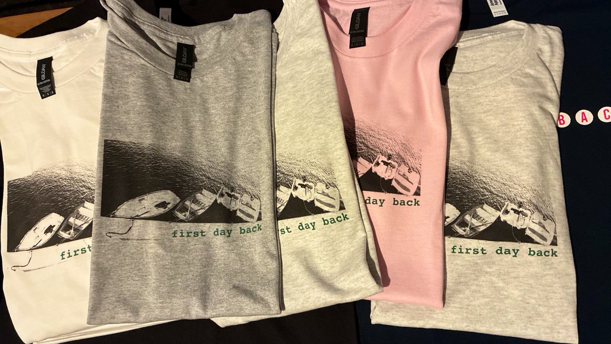 the_lost_boys's tweet photo. 昨日売り切れてしまったFirst day back 🚣Tシャツをなんとか大阪で急遽作りました。急遽なので色が何種類かあります。何卒です🙏 https://t.co/kB5vB7L69e