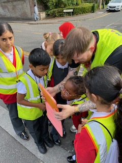 DallowPrimary's tweet photo. We were invited out with a small group of children to complete the let's not forget heritage walk around the Dallow ward. It was a really good opportunity for the children to learn more about the history of the local community they live in. @ChilternLT @MarySeacoleHA https://t.co/BayySpyMpH