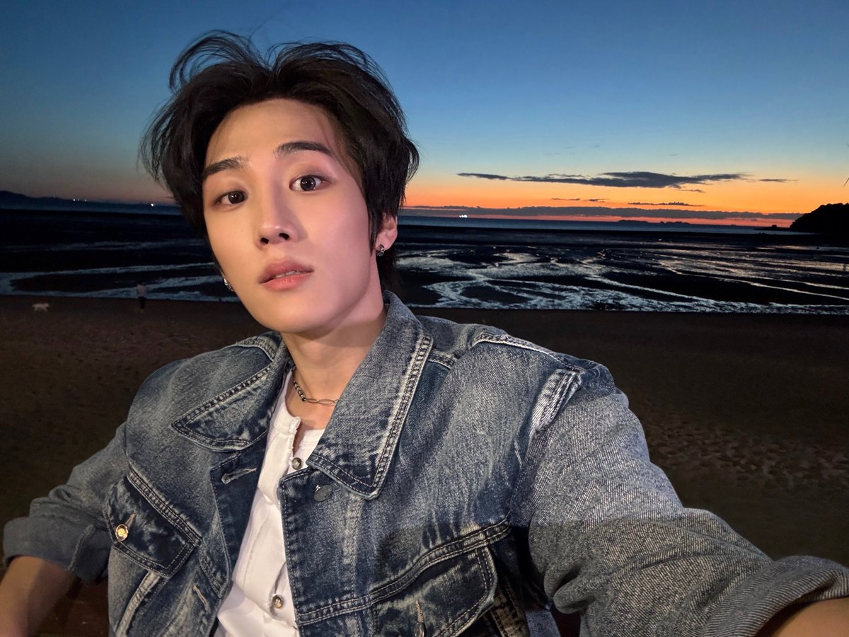TIOT_NOW's tweet photo. [#민성]  
푸른 바다 🌊

#TIOT #티아이오티  
#김민성 #KIMMINSEOUNG https://t.co/veH2xWflr4