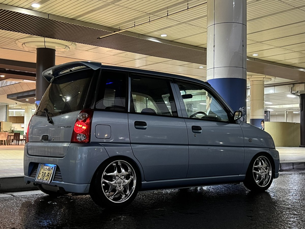 FAKE_TWINCAM's tweet photo. プレオ興味ある方いませんか？

乗り続ける為にいろいろパーツ集めてたんですが、突然まとまったお金が必要になり泣く泣くのFOR SALEです。

ホイールからオーディオから付けてないフジツボのレガリスKも全部付けて35万円希望🙏

相談はお気軽にDMなりリプください🙇‍♂️

#車売ります https://t.co/DxeXAQDUac
