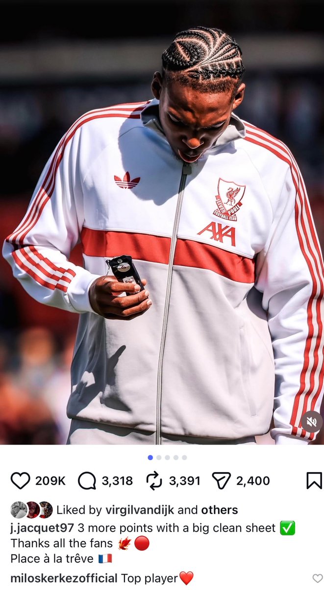 bootroom21's tweet photo. Milos Kerkez is a massive Jacquet fan 🙌🏻 https://t.co/5KcCNP7ne8