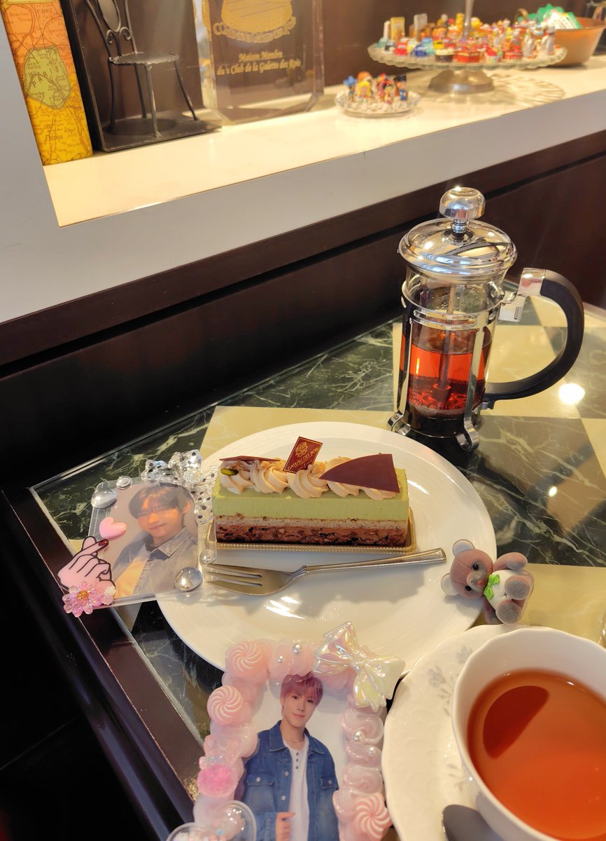 chorocha1517's tweet photo. 大和西大寺に佳暉に会いに行ってきたぞ〜撮るの下手だなぁ……
オススメしてもらった��和西大寺駅前の美味しいケーキ屋さんにも🫖🍰✨️目当てのケーキは売り切れ……
 #矢田佳暉 
 #KO1KEYZに会いに恋 https://t.co/kd90EGvKWf