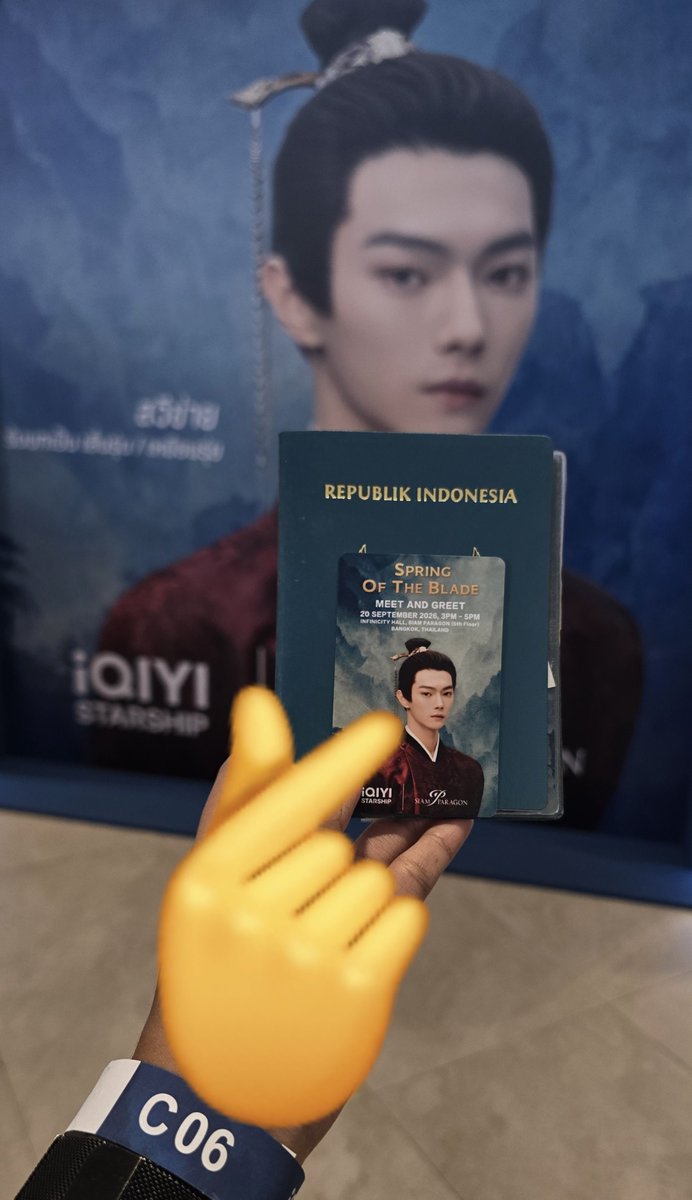 fatmacuyy's tweet photo. Thank you Thailand for having me.
Such a huge and warm welcome for Xu Kai. I can feel it. You guys  "narak" . Di mak ทุกคน... 🫰

#Xukai #SpringofTheBladeTH https://t.co/aASwYeLAcy