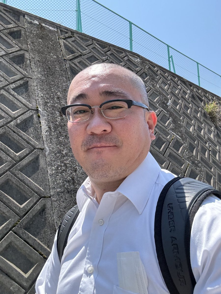 tomkun1728846's tweet photo. 13年前に亡くなった
オカンからメール来た📩
連絡ないって毎朝晩
線香あげて挨拶してんのに🙏
オレオレや有名人が
引っかからないなら
親使えってか？
もう両親とも居ね〜んだわ
このバカチンがーッ🤣 https://t.co/WkeK57lPrG