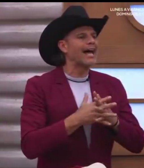 DavidTr56439401's tweet photo. @Yane081214 Ese wey no entendio lo que le pasó con la Mane 
Que por hablar de más solicito se echa caca https://t.co/gBZcGeSgsW