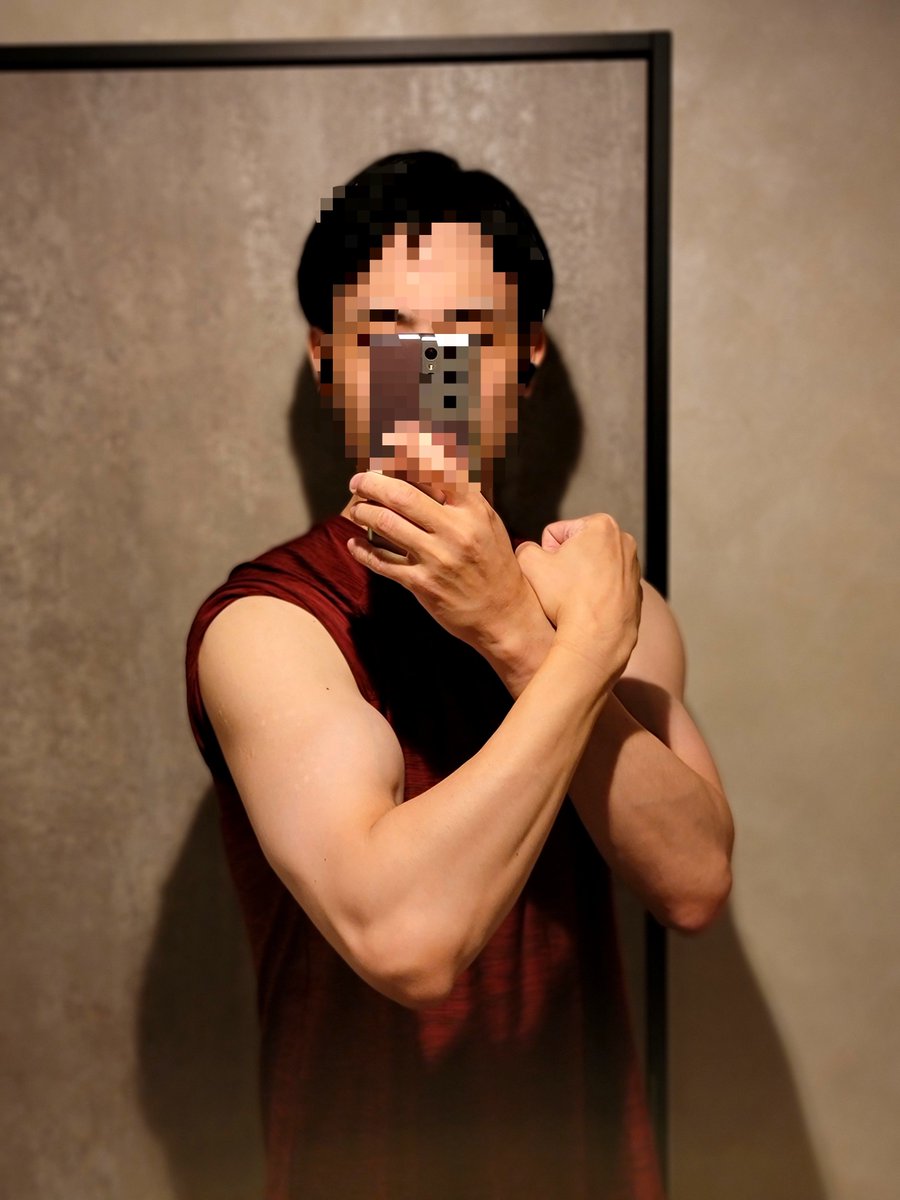 zen_fit3's tweet photo. 9/21 背中•腕（ジムトレ）

懸垂が難し過ぎる
手のポジショニングが全くしっくりこない

腕はケーブルがすごい合ってて調子いい感じ

#筋トレ #筋トレ初心者 #Workout
#筋トレMEMO https://t.co/QEew7VqoPz
