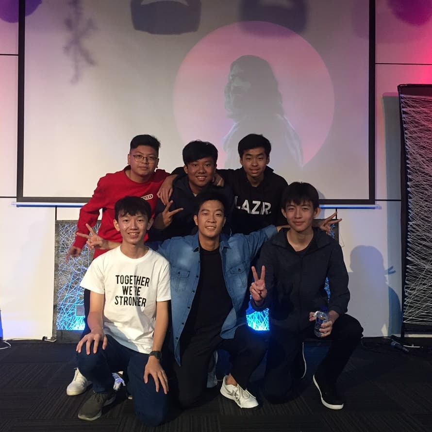 KatiaLosa79vb's tweet photo. R. E. V. E. A. L. E. D 
- Ko Andy (Leader) 
- Marvio 
- Bryan 
- Riu 
- Ado 
- Fung https://t.co/TObDpe1TLU