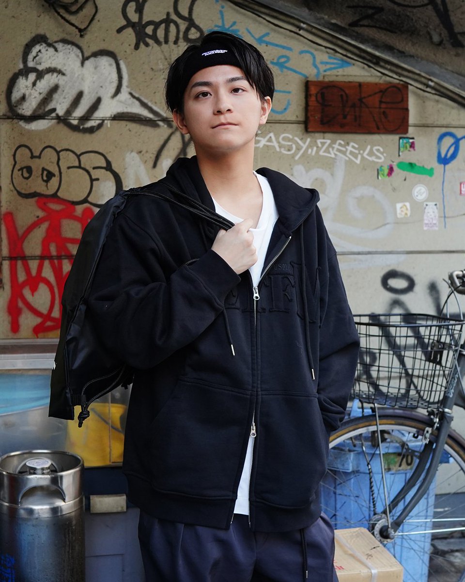 team_detonation's tweet photo. 今回撮影した選手たちの写真はInstagramでも公開中！

Instagramではグッズの発信をメインに投稿予定なので、ぜひフォローをお願いします✨

https://t.co/TT765sU10N

#DFMSTORE https://t.co/645kA0mC17