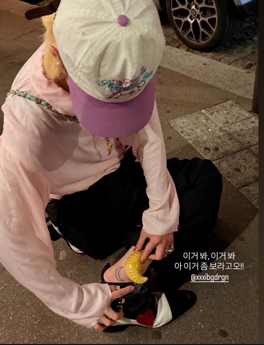 jiyohime880818's tweet photo. "ねぇ見て見て💓"って可愛すぎるんだが😭😭 https://t.co/mnXaYqfQjS