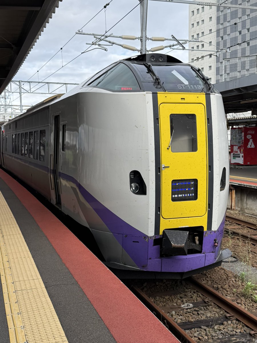 IKGL37's tweet photo. 路線:函館本線・室蘭線・千歳線
種別: 特急
列車名:北斗15号
列車番号: 15D
行先: 札幌
両数: 8両
車両: キハ261系
編成: ST-1209+ST-1113
#IKUの乗車記録 https://t.co/rGAHJt9fyI