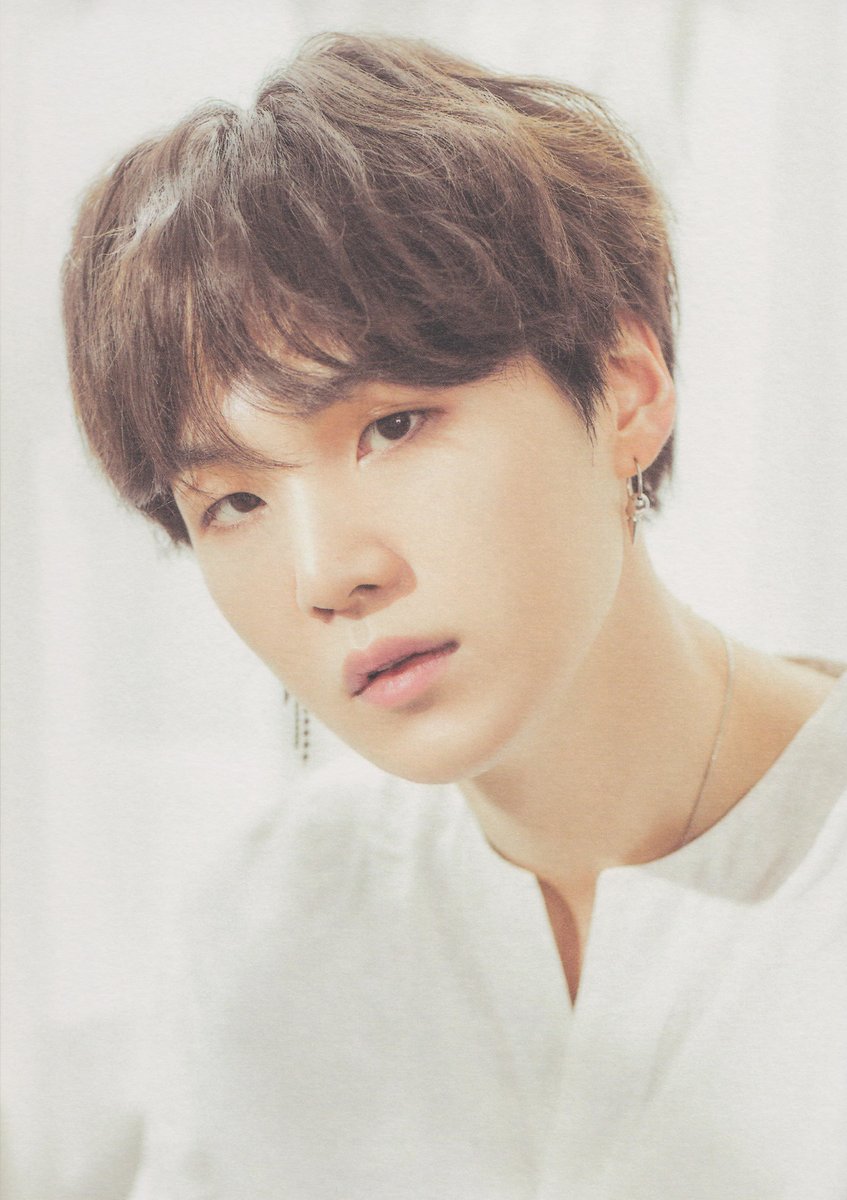btsfancafe__twt's tweet photo. [scan] BTS 오늘 Postcard Book

#SUGA #BTS #방탄소년단 https://t.co/XOm549zqeb