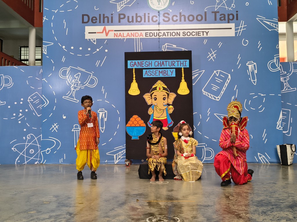 DPSTapi's tweet photo. 🐘🌺 Class III-B celebrated Ganesh Chaturthi through prayer, dance, a quiz and an engaging skit, exploring the festival’s cultural significance and values of wisdom, humility and perseverance. 🙏✨
#DPSTapi #GaneshChaturthi https://t.co/LfdvQ13fnF