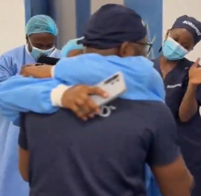 instablog9ja's tweet photo. Nigeria Records First Tele-Robotic Surgery As Surgeon in Ogun State Remotely Removes Cancerous Kidney Tumor From Patient In Abuja Using Satellite Internet Service

Nigeria has recorded its first tele-robotic surgery, marking a major milestone in West Africa’s medical sector.

The complex procedure, a robot assisted right radical nephrectomy to remove a cancerous kidney tumour, was performed by Redeemer’s Health Village (RHV) in collaboration with RoboMed Global.

The surgeon, Professor Ekwenna Davis, operated the robotic system in real time from a Toumai console at RHV in Mowe, Ogun State, while the patient was at Nisa Premier Hospital in Abuja, about 500 kilometres away.

The operation, which lasted about three hours, relied on Starlink connectivity, with MTN providing backup to ensure uninterrupted communication between the surgeon and the robotic system.

Davis, Co-founder of RoboMed Global and Professor of Urology and Transplantation, described the procedure as a demonstration of how technology could expand access to specialised medical care in Nigeria.

“The procedure we did was a telesurgery procedure where we were able to operate on a patient in Abuja, 500 kilometres away,” he said.

“This is just the beginning. It is a test, a pilot, of how innovation and technology can really help patients,” Davis added.

He said the development could allow Nigerians to access specialised surgical expertise without travelling abroad and enable Nigerian medical professionals in the diaspora to contribute remotely.

However, Davis noted that connectivity disruptions and weather conditions could pose challenges, stressing the need for reliable infrastructure and adequate safeguards.

RHV board chairman, Dr Kunle Onakoya, also clarified that the robot does not operate independently.

“The robot is still being controlled by a human being, by a very experienced and senior surgeon. It is just that the skills of that surgeon are now being magnified many times over by the robot,” he said.
