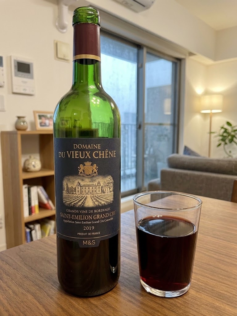 bjky2024's tweet photo. もう飲むですよ🌀
被害が拡大しませんように
台風がさっさと東に外れますように

※画像は加工済み嘘っぱち https://t.co/0vGbtJLotC