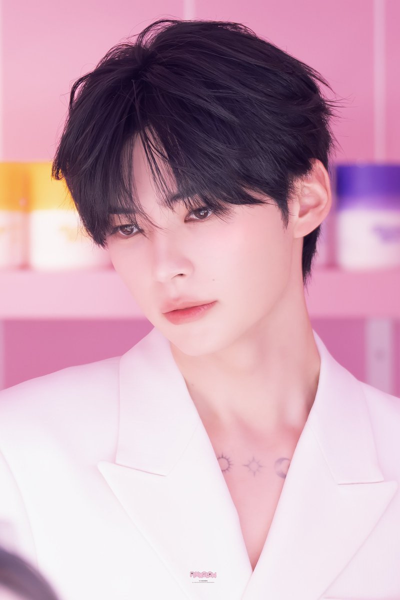 pinkglow0613's tweet photo. 260918

💓💓

#ZEROBASEONE #ZB1 #제로베이스원 #성한빈 #SUNGHANBIN #ソンハンビン https://t.co/5z0EeiesaP