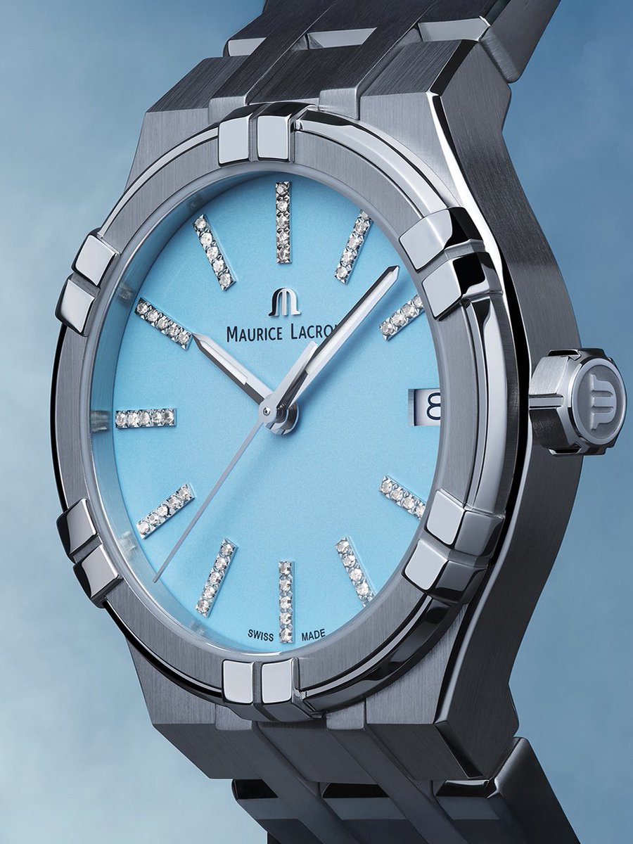 AlshayaWatches's tweet photo. ساعة موريس لاكروا النسائية أيكون مينا أزرق فاتح الماس MLC-0005/DMND

إرثُ الفخامة السويسرية على معصمكِ🩵

تجسد الساعة أصل الحرفية السويسرية في نحت الفولاذ وتنسيق التفاصيل الصغيرة، لتقدم لكِ قطعة فنية تعيش معكِ وتظل محتفظة بجمالها وقيمتها بمرور السنين.

#موريس_لاكروا #ساعات_نسائية https://t.co/yRkZ98MEnp