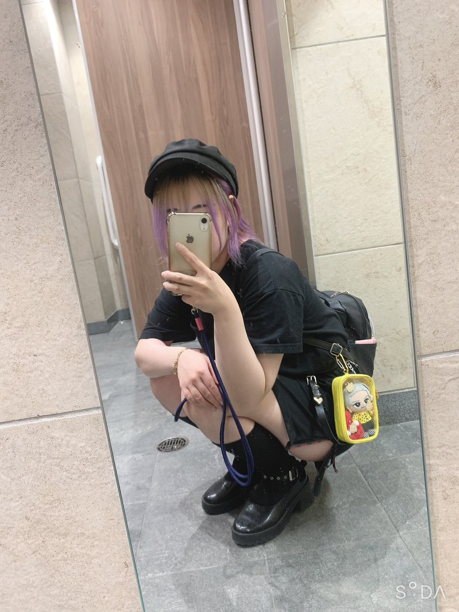 PMs6y's tweet photo. 愚痴とか、恋バナとか、今日あった出来事とかを何気なく普通に話せる相手ください

メンタル豆腐です。1度沈んだらしばらく戻りません

#裏垢女子 #病み垢 #裏垢男子と繋がりたい #病み垢男子と繋がりたい https://t.co/kx1sy49Egi