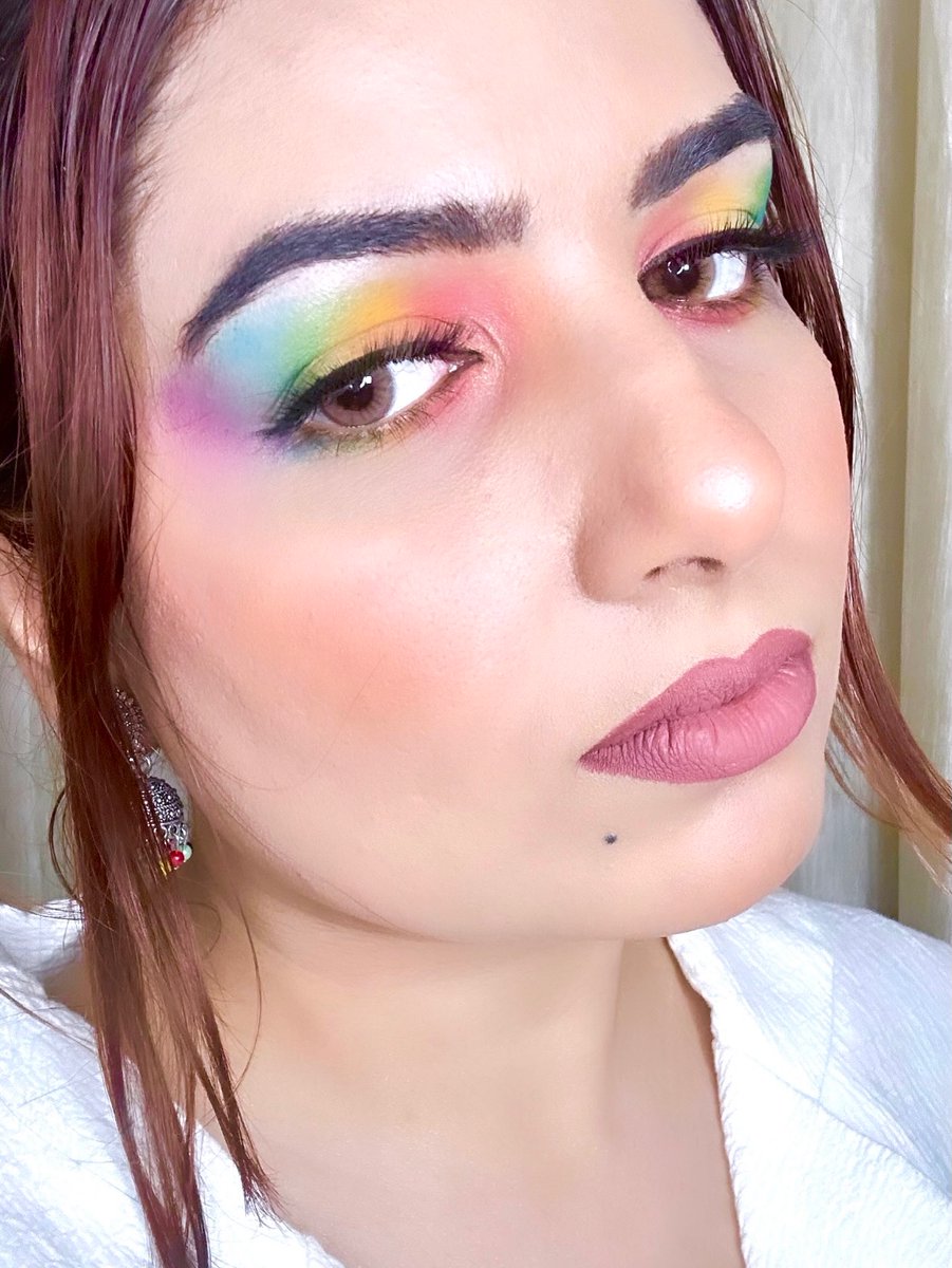 FernandoRi1wpv's tweet photo. Chasing rainbows and blending dreams. https://t.co/BHA3E45LtS