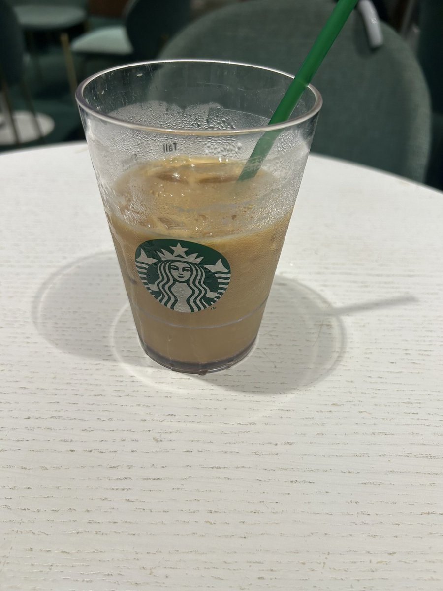 201120sakura's tweet photo. 待機中☕️スタバなうでした
#ロマサガ
#ロマサガRS
#DESTINY8 https://t.co/jlAtB8JDZg