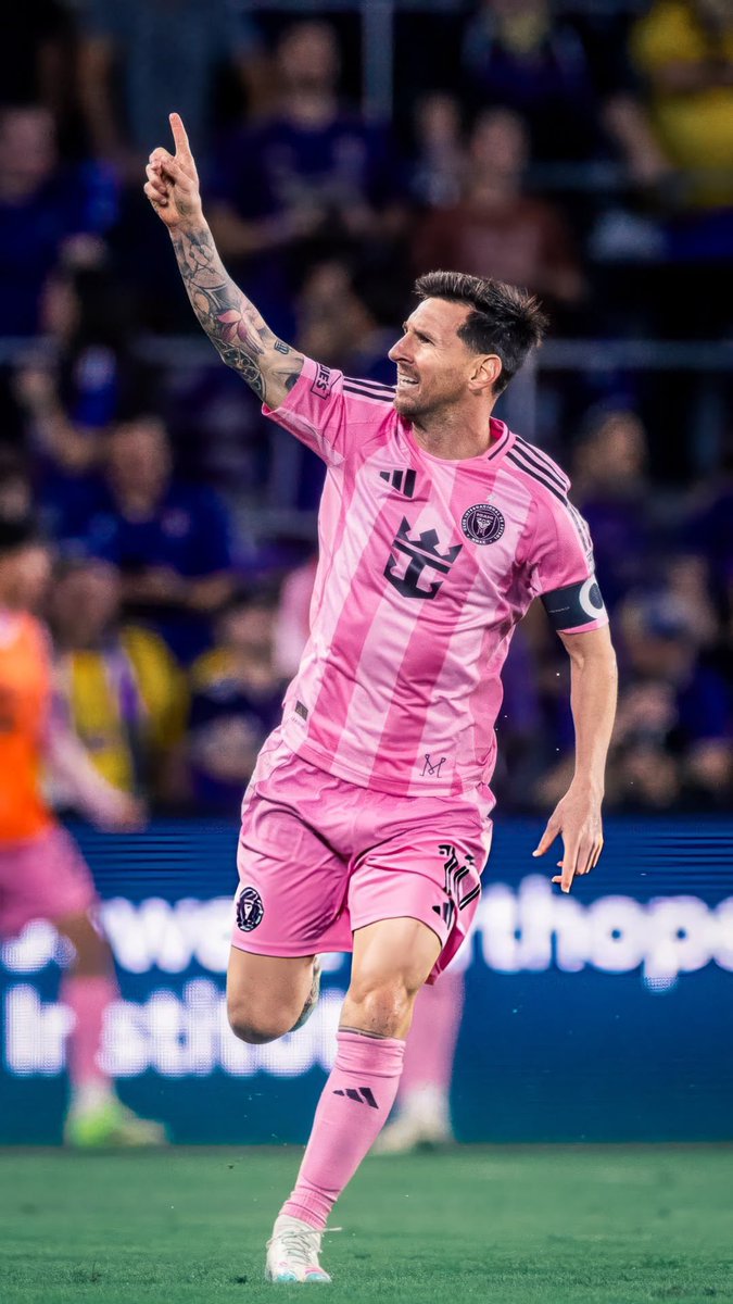Joshua__Ubeku's tweet photo. 70 goals to hit 1,000 career goals

4 goals to become the player with the most free-kick goals in football history 

Wow! We are getting closer. 😄💥 https://t.co/4Y6WU6uWoL