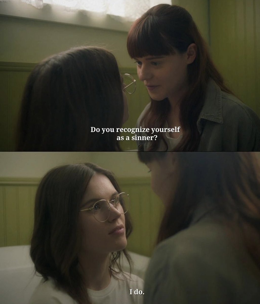 reeleditscoRere's tweet photo. lesbians just can’t be normal https://t.co/pEDODrUMJ9