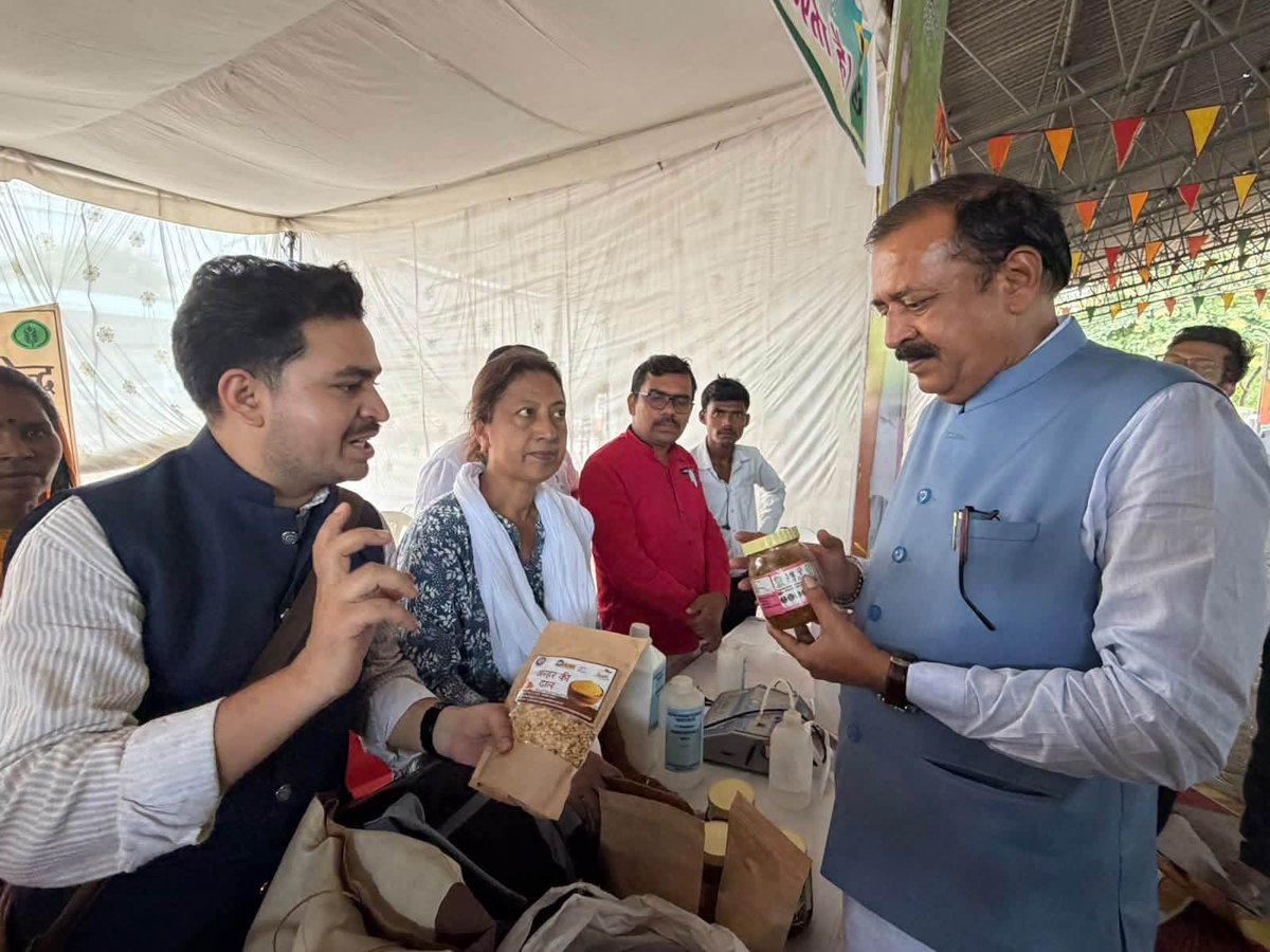 gssmp_org's tweet photo. Pleased to see local innovations in natural farming, value addition and sustainable livelihoods reaching farmers through the Balram Krishi Mahotsav 2026. 🌱

#BalramKrishiMahotsav #NaturalFarming #GramSudharSamiti https://t.co/VZn4LslGLd