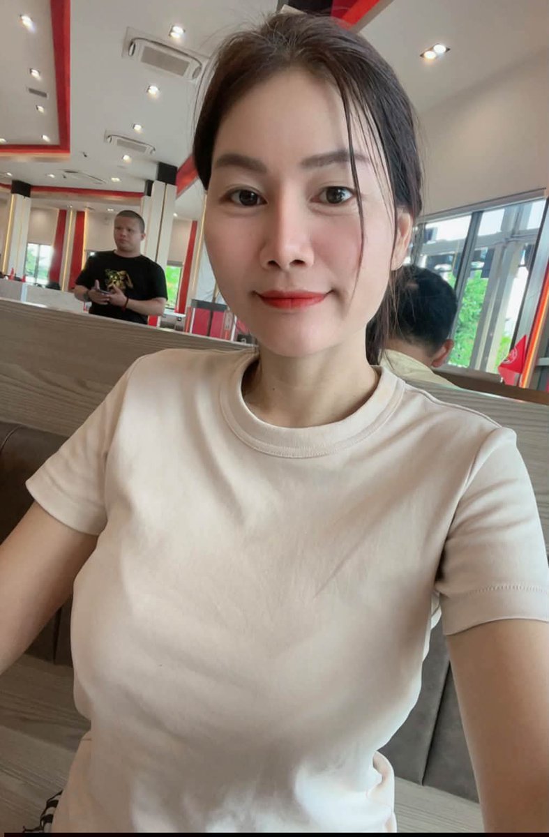 mymomypj5's tweet photo. ข้างนอกสดใสข้างในอ้วนตุ้บ #แม่วัย39 #แม่เลี้ยงเดี่ยว #ชลบุรี #ฝากรีทวิตด้วยน้า #ฝากติดตาม https://t.co/adHUYH8Wbq