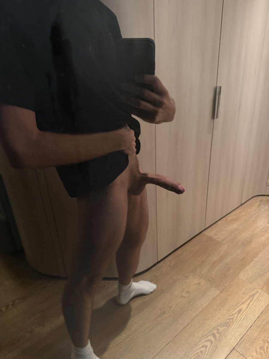 LDNMe26's tweet photo. @justthatginge Wanna slide inside https://t.co/y9QzJuxnur