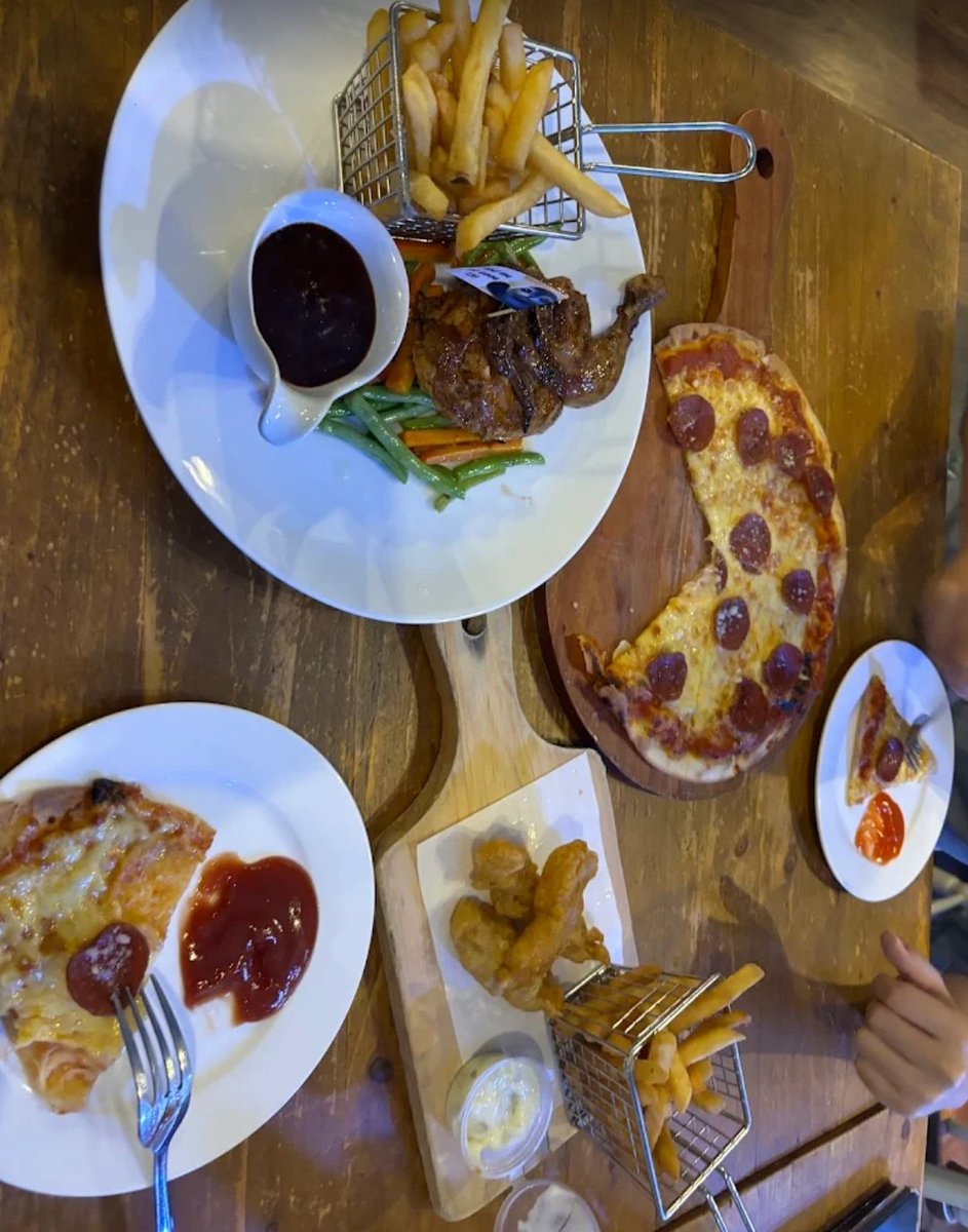 compover's tweet photo. ㅤ
📍Pingoo Neo Soho, Jakarta 

Mam~
ㅤ️️ https://t.co/8UK7bNaIvM