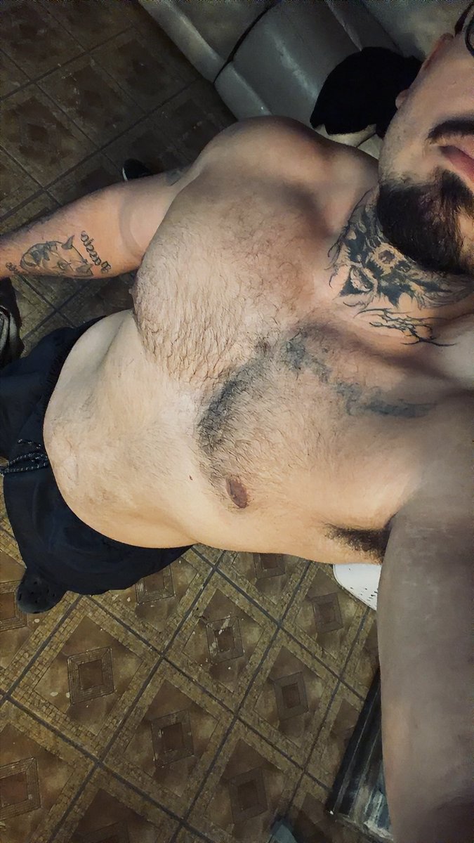 El_Nano5's tweet photo. How can you not recognize this iconic body 😝 https://t.co/rMGqewXVdQ