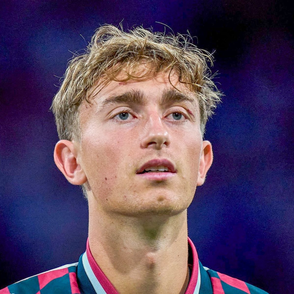 nexustransfer's tweet photo. Sergio Ramos, Atlético Madrid-Real Madrid maçında kırmızı kart gören Dean Huijsen’i değerlendirdi.
“Savunmada çok tecrübesiz. Böyle pozisyonlarda forvete sarılmamalı. Bundan ders çıkaracaktır.
Genç savunmacılar için en çok tecrübe kazandıran anlar bunlardır.” https://t.co/lnFAPiTXKv