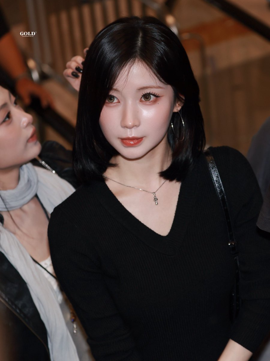 Gold2_ASA's tweet photo. 🖤🖤🖤
ASA 260921.
#ASA #榎並杏紗 #아사  
#BABYMONSTER  #アサ https://t.co/Yjr7xi9dcy