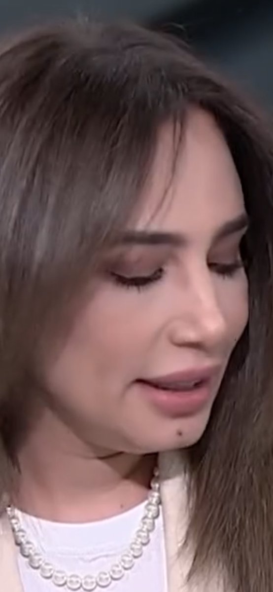 zezoaliraqi150's tweet photo. الجميلة رشا نبيل ( ٤٨ سنة ) مذيعة قناة العربية يوم أمس ❤️❤️❤️❤️ https://t.co/h74LKIR8r2