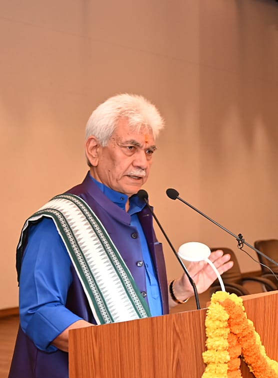 manojsinha_'s tweet photo. Today inaugurated the National Seminar on Millets Mission to build healthy ecosystem and sustainable food systems in Jammu Kashmir. Guided by the Hon’ble Prime Minister Shri Narendra Modi Ji's vision of Shree Anna, we are nurturing climate-resilient agriculture, empowering small farmers and women entrepreneurs, and restoring our heritage of nutritious food. Millets are not merely crops but they are instruments of health, sustainability, and self-reliance. Let us together ensure that every plate carries nourishment and every village carries hope.