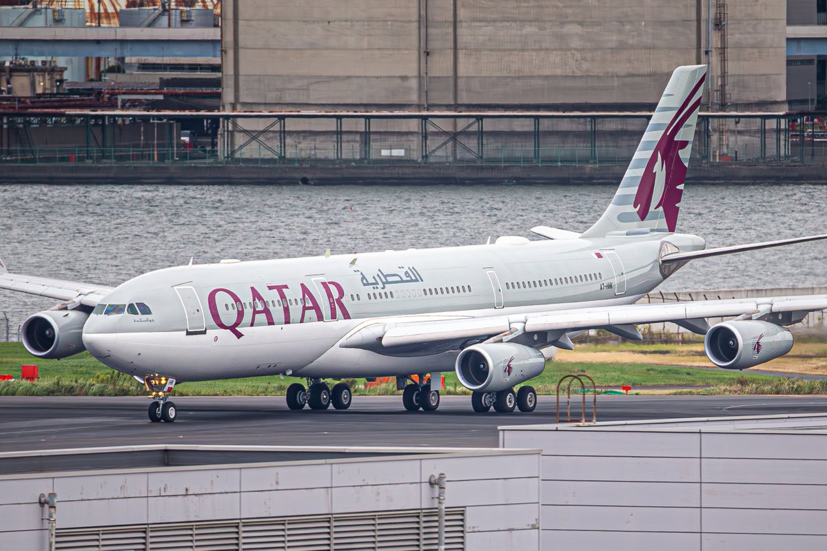 spank_bang_sp's tweet photo. #A340写真展覧会 https://t.co/2mHws2grhw
