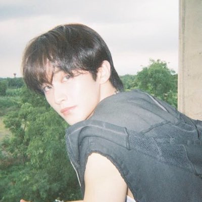 remarkleeyi's tweet photo. #NewProfilePic https://t.co/DyECwRtM62