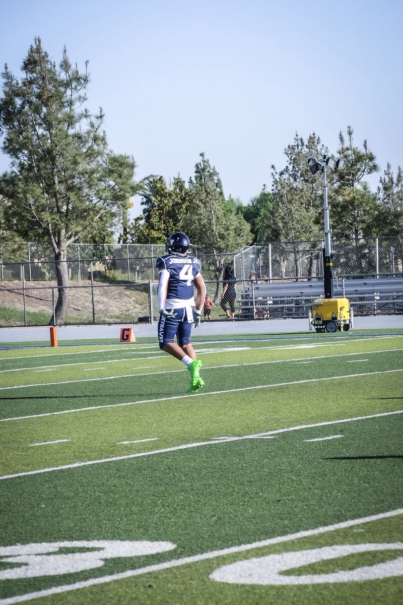Ericjohnson_28's tweet photo. Week 2: Game canceled due to the opposing team forfeiting. 🏈 Onto Week 3. #ClassOf31 #NextManUp #KeepWorking https://t.co/KZ7CQHooTl