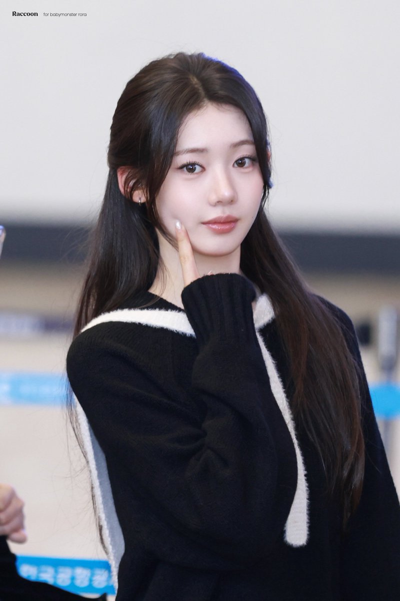 Raccoon_rora's tweet photo. 260921 GMP

🫶🏻

#RORA #로라 #BABYMONSTER #베이비몬스터 #이다인 https://t.co/8bnsvgozgx