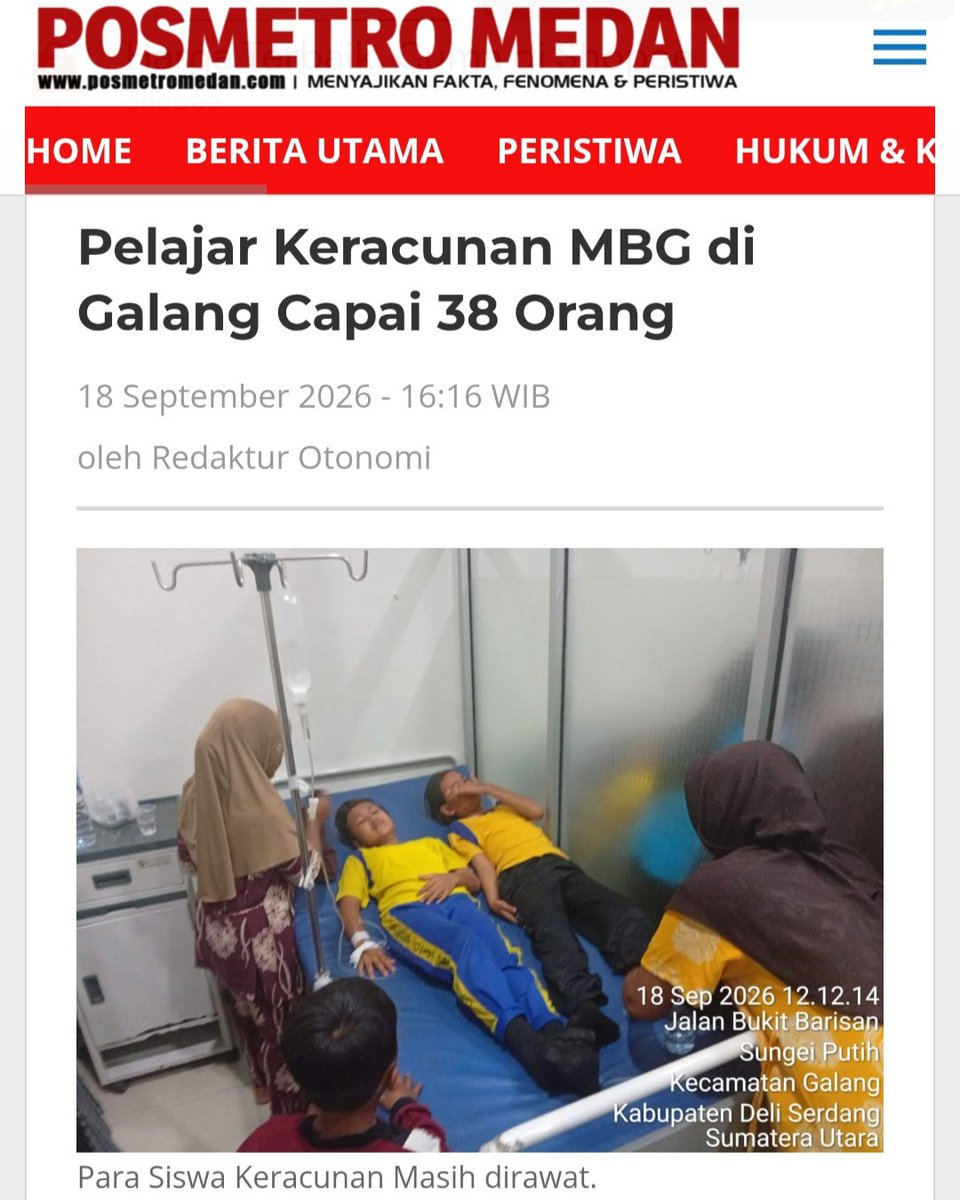 ferizandra's tweet photo. Pelajar Diduga Keracunan MBG di Galang, Kabupaten Deli Serdang Capai 38 Orang...

Hingga kini situasi di Puskesmas Kecamatan Galang Kabupaten Deli Serdang masih ramai dikunjungi orang tua siswa yang mengalami keracunan  Makan Bergizi Gratis ( MBG)...

Dari data sementara ada 38 orang pelajar yang dalam perawatan di Puskesmas, Jumat 18/9/2026 sore...

Sejumlah pelajar atau murid Sekolah Dasar berasal dari empat sekolah yaitu SDN 101976 Bandar Kuala, sebanyak 7 orang, SDN 106197 Desa Paku 13 orang, SDN 101961 Timbang Deli sebanyak 17 orang dan SDN 107827 Titi Besi sebanyak 1 orang...

@Dospemz @menuembegejelek