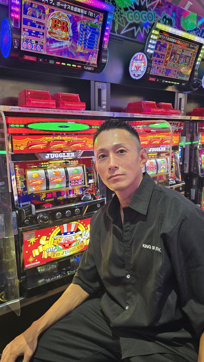 9614takahiro's tweet photo. メチャメチャ楽しかったー
山形の方優しい方多くて
台選びしてくれたり
やめどき教えてくれたり
一緒に遊んでもらえて
差し入れも沢山
幸せでした
ベガスベガス成沢店さん
良いお店でラーメン屋さんも美味しかったし
巨大水槽もあって心地良いし
最高でした
ありがとうございます
東京帰ります
#PR https://t.co/TJ7k8Mz29v